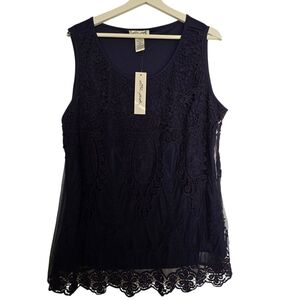 NWT Ultra Pink Navy Sleeveless Lace Top